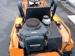 Aufsitzmäher AS 900 Enduro 16ps 2zylinder Bild 5