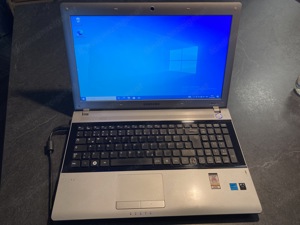 alter Laptop, Notebook 15,5 Zoll von Samsung