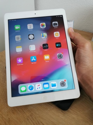 iPad Air, 16GB, Space Grau