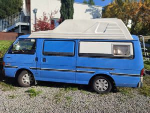 Mazda E Series E2000 Camper Bild 3