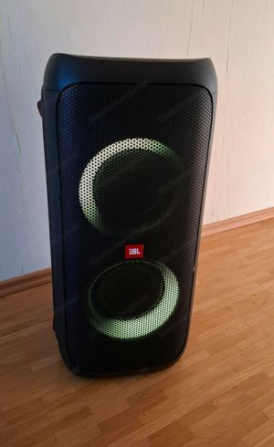 JBL 310 Partybox Bluetooth Lautsprecher