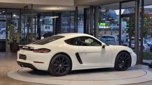 Porsche Cayman Bild 11