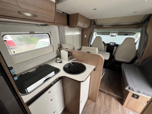 Teilintegriertes Wohnmobil Carado T448 mit Navi, Kamera, Fahrradträger, Klimaanlage und TV Bild 9