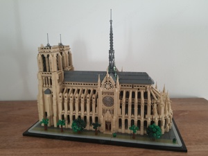 Lego Architecture Notre Dame