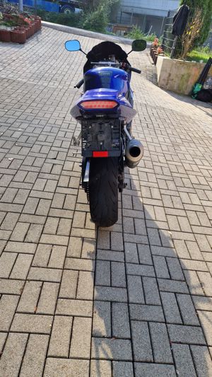 Yamaha R1 Motorrad Bild 8