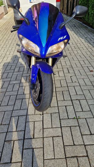 Yamaha R1 Motorrad Bild 5