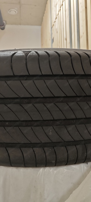 Michelin Sommerreifen Dimension 235 50 R19 103V Bild 4