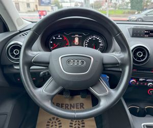 Audi A3 SB Intense 1,6 TDI *1.Besitz *WENIG KM *XENON*PDC Bild 9