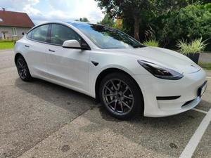 Tesla Model 3 Standard Range Plus RWD 55 KWh 225 kW (306 PS),... Bild 7