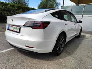 Tesla Model 3 Standard Range Plus RWD 55 KWh 225 kW (306 PS),... Bild 8