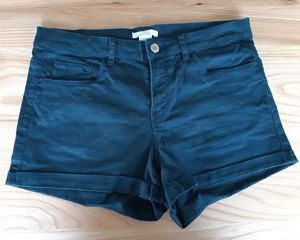 Diverse Damenhosen u. 3-viertel Jeans, Gr. 36; Damenjeans, kurze Hosen  Bild 9