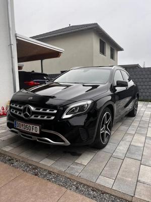 Mercedes-Benz GLA-Klasse GLA 180 d Original AMG Felgen