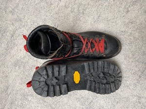 Bergschuhe 