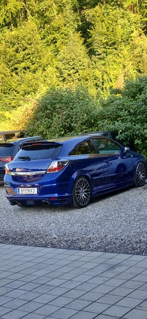 Opel Astra H GTC