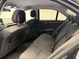 Mercedes-Benz C 200 Bild 13