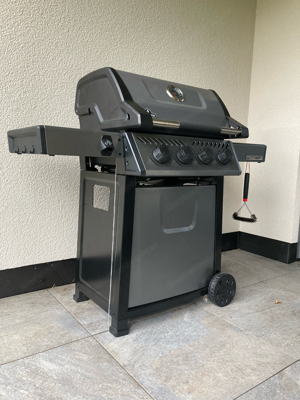 neuwertiger Napoleon Grill Freestyle 425 Bild 4