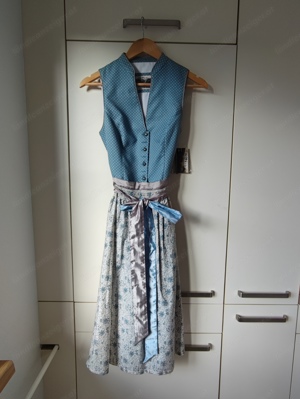 Blaues knielanges Dirndl 