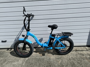 E-Bike (Klapprad ) Neuwertig wie Neu mit 2 Akkus Bild 1