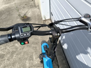 E-Bike (Klapprad ) Neuwertig wie Neu mit 2 Akkus Bild 6