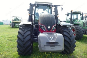 Valtra T214 Smart Touch Bild 3