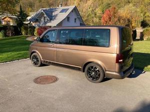 VW Multivan 2009 Bild 9