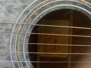 Gitarre mit Synthesizer Anschluss u Hartschallenkoffer Bild 4