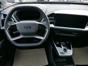 Audi Q4 e-tron 40 *GARANTIE*NAVI*PANO*SHZ*PDC*MATRIX*ACC*FRONT... Bild 3