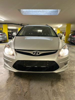 Hyundai i30 1.6 CRDi Blue Drive Bild 8