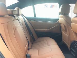 BMW 545e xDrive Limousine Bild 8