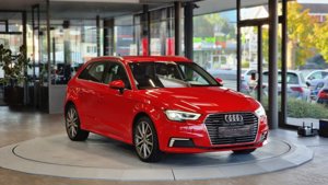 Audi A3 40 e-Tron Sporback design S-Tronic *Navi*Kamera Hybrid-Benzin