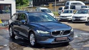 Volvo V60 4D ALLRAD Kombi Aut*Navi*Pano*Harman Kardo