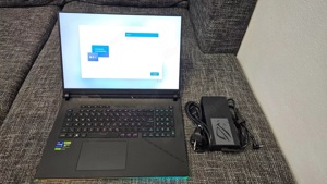 ASUS ROG Strix SCAR 18 Gaming Laptop Bild 2