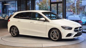 Mercedes-Benz B220 4 Matic Amg-Paket 1 Hand Bild 3