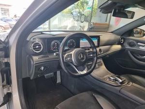 Mercedes-Benz E 220 Bild 13