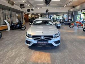 Mercedes-Benz E 220 Bild 3