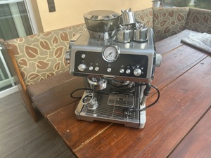 De Longhi Kaffemaschine Siebträger