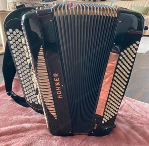 Hohner Akkordeon Gola