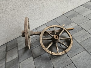 Wagenräder Holz  Bild 2