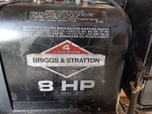 Schneefräse mit Briggs und Stratton Motor  Bild 5