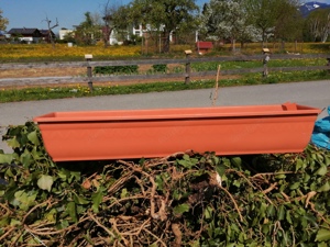 Blumenkasten für Balkon , in Ton- Terrakottaoptik mit Wassereinsatz Bild 2