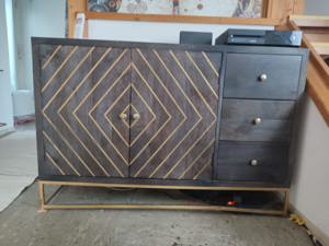 Sideboard aus Mangoholz