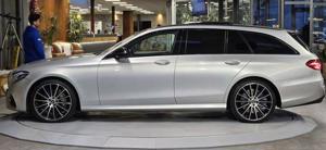 Mercedes-Benz E 400 Bild 8