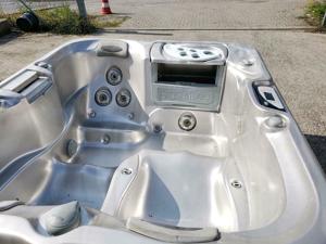 Armstark Whirlpool Bild 2