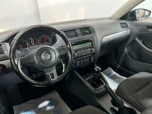 VW Jetta Bild 6