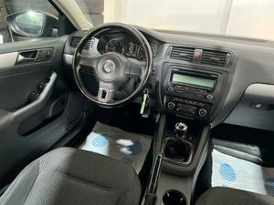 VW Jetta Bild 10