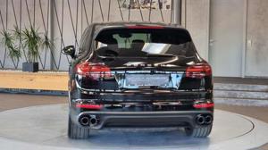 Porsche Cayenne Bild 8