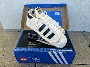 Lego Adidas Superstar  Bild 2