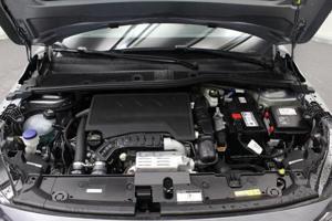 Peugeot 208 GT 1.2l Pure Tech 130 8-Stufen-Automatikgetrieb... Bild 10