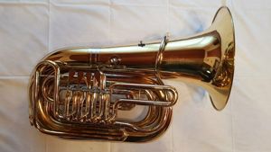 B-Tuba Amati, 80 cm lang, 40 cm Schall, super Klang