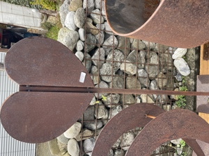 Deko aus rostigen Metall Unikate Bild 3